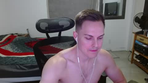 dmoney212 online show from April 9, 2026, 6:19 am