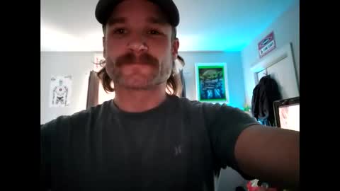 Snapshot of dngl264699 chatting on January 31, 2025, 12:51 pm ImperviousAnchored online show from January 31, 2025, 12:51 pm