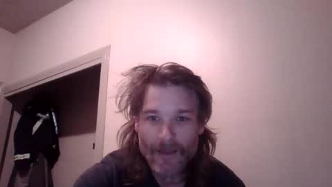 Snapshot of dngl264699 chatting on October 15, 2025, 5:07 am ImperviousAnchored online show from October 15, 2025, 5:07 am