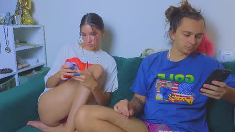 Snapshot of do_u_know_them chatting on August 1, 2026, 4:39 pm Kirahe Mirashe online show from August 1, 2026, 4:39 pm