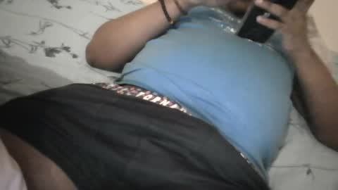 Snapshot of dockomodo77 chatting on February 17, 2026, 12:29 am Alex online show from February 17, 2026, 12:29 am