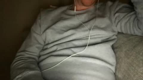 doctor_luv_69 online show from May 1, 2026, 8:24 pm