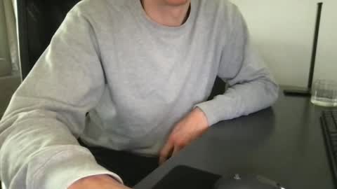 doctor_luv_69 online show from May 18, 2026, 5:57 am