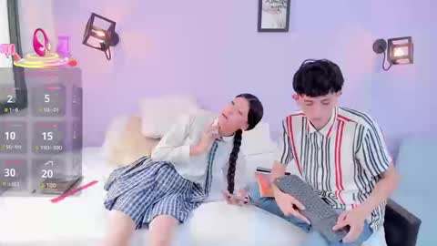 Snapshot of dodoy_criss chatting on September 19, 2025, 4:51 pm Dodoy Criss online show from September 19, 2025, 4:51 pm