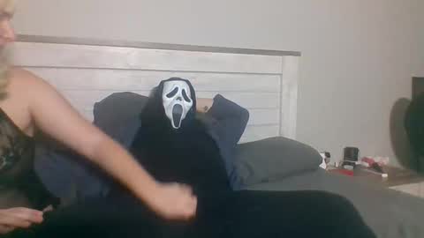 doebands2022 online show from October 13, 2025, 2:22 am