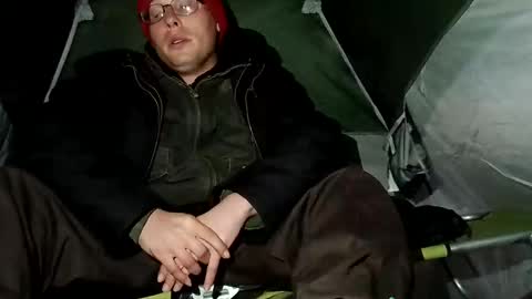 dogmaster95 online show from November 17, 2025, 5:24 am