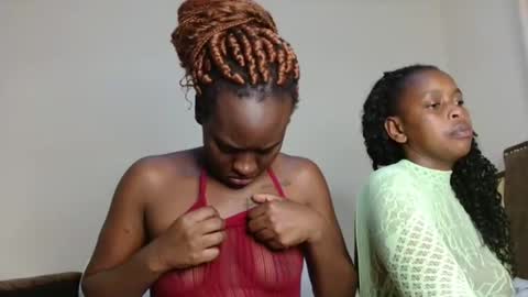 Dolce online show from November 19, 2025, 8:20 pm