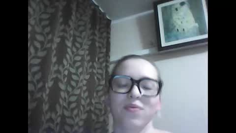 dolce_tempt online show from December 19, 2025, 7:54 pm