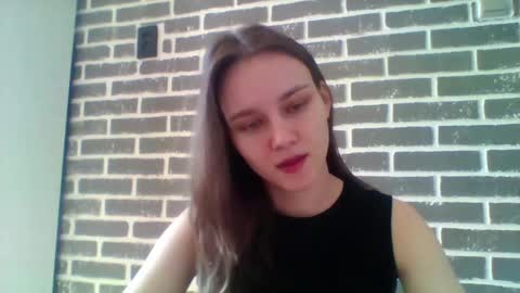 Snapshot of dolcezza_ chatting on April 16, 2026, 11:33 am dolcezza_ online show from April 16, 2026, 11:33 am