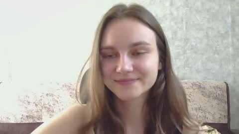 Snapshot of dolcezza_ chatting on May 25, 2026, 10:10 am dolcezza_ online show from May 25, 2026, 10:10 am