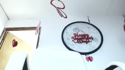 doll_and_thebrown online show from February 16, 2026, 1:24 am