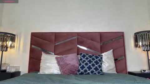 Dorothy Mayfield online show from September 27, 2025, 1:16 pm