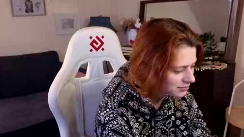 Your doll Lesli online show from March 2, 2025, 2:21 pm