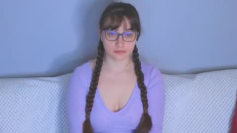 Tessa online show from March 16, 2026, 9:24 am