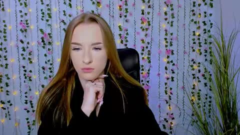 doll_vey online show from March 4, 2025, 9:18 am