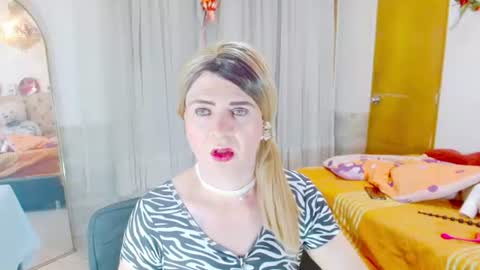 ilona online show from June 14, 2026, 5:42 am