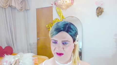 ilona online show from June 21, 2026, 4:48 am
