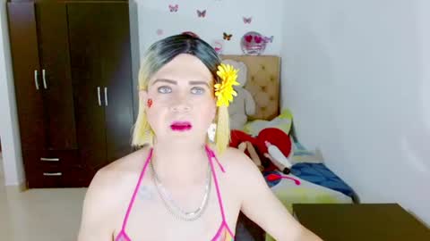 ilona online show from June 27, 2026, 5:34 am
