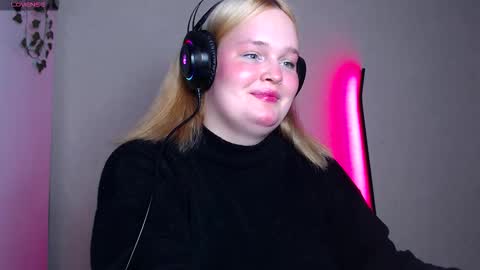 Miss Rose online show from October 25, 2025, 7:08 pm