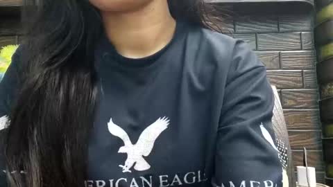 dollmeenu online show from September 16, 2025, 5:25 pm