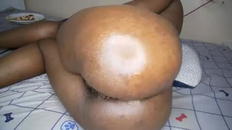 Snapshot of dollqueen_ chatting on September 23, 2025, 2:36 am dollqueen_ online show from September 23, 2025, 2:36 am