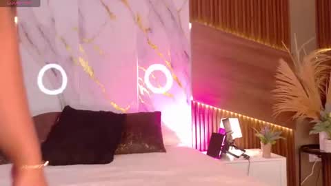 dolly_brownc online show from July 13, 2026, 6:16 am