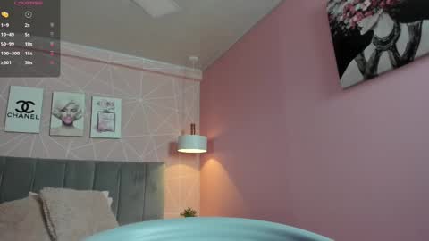 Call me Zoe  online show from February 21, 2025, 5:46 am