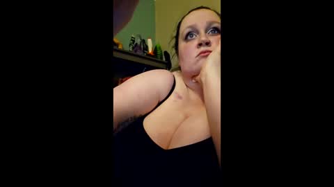 dollydarkside online show from March 14, 2026, 12:06 am