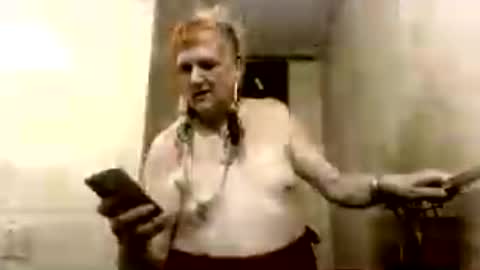 Snapshot of dollydoom666 chatting on August 1, 2026, 9:41 am DollyDoom666 online show from August 1, 2026, 9:41 am