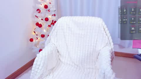 Snapshot of dollyemy chatting on December 24, 2024, 7:22 pm Emily new inst justmilyyy online show from December 24, 2024, 7:22 pm