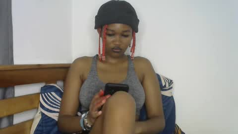 Cushey online show from October 8, 2025, 8:23 am