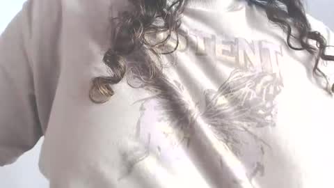 Snapshot of dollysweet666 chatting on December 8, 2024, 5:50 am dollysweet666 online show from December 8, 2024, 5:50 am