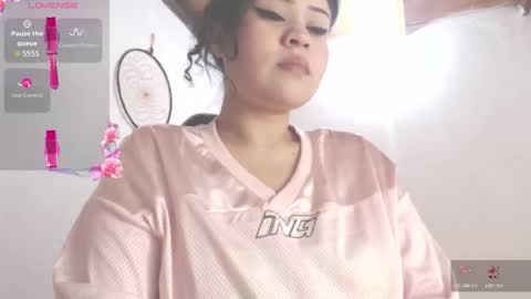 Snapshot of dollysweet666 chatting on December 1, 2025, 1:38 pm dollysweet666 online show from December 1, 2025, 1:38 pm