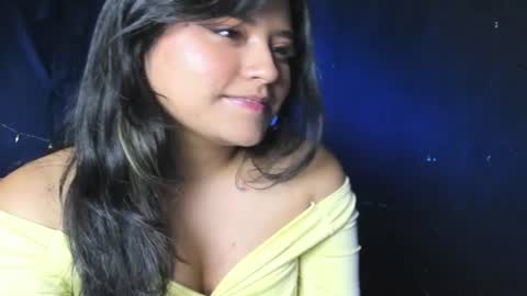 dollywdoll online show from June 21, 2026, 10:23 pm