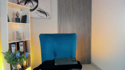 Snapshot of domboy_ chatting on June 19, 2026, 8:12 pm domboy online show from June 19, 2026, 8:12 pm