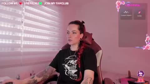 Snapshot of domina_deivis chatting on February 22, 2025, 9:34 am I WILL BE BACK ON WEDNESDAY DECEMBER 4 0100AM COLOMBIA TIME online show from February 22, 2025, 9:34 am