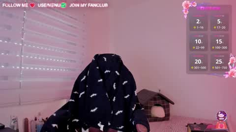 Snapshot of domina_deivis chatting on February 24, 2025, 9:10 am I WILL BE BACK ON WEDNESDAY DECEMBER 4 0100AM COLOMBIA TIME online show from February 24, 2025, 9:10 am