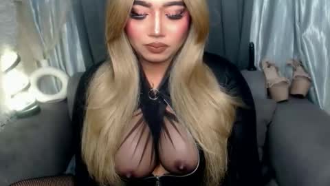 Snapshot of dominant10inchcock chatting on November 29, 2025, 5:05 pm dominant10inchcock online show from November 29, 2025, 5:05 pm