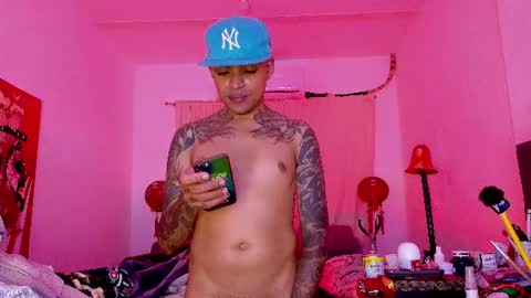 Snapshot of dominant_gay_xxx chatting on June 21, 2026, 7:11 am jjhoy online show from June 21, 2026, 7:11 am