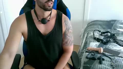 DominatedTitan online show from September 16, 2025, 10:38 am