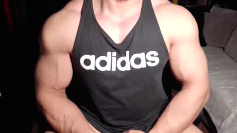 Snapshot of dominatemuscle chatting on April 3, 2026, 7:56 pm Kevin online show from April 3, 2026, 7:56 pm