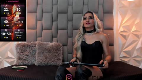 Snapshot of dominatrix_camila chatting on December 9, 2024, 5:51 am Camila Roushell online show from December 9, 2024, 5:51 am