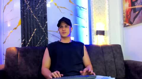 DOMI online show from May 24, 2026, 3:22 am