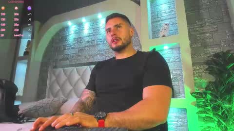 dominic de luca online show from October 13, 2025, 12:32 am