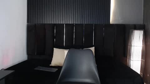 Snapshot of dominic_ghost chatting on September 15, 2025, 10:54 pm Dominic online show from September 15, 2025, 10:54 pm