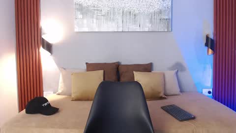 Snapshot of dominic_ghost chatting on September 21, 2025, 9:49 pm Dominic online show from September 21, 2025, 9:49 pm