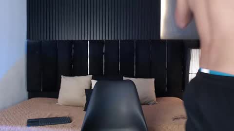 Snapshot of dominic_ghost chatting on October 2, 2025, 10:17 pm Dominic online show from October 2, 2025, 10:17 pm