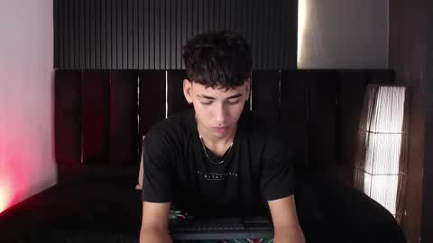 Snapshot of dominic_ghost chatting on November 13, 2025, 3:38 am Dominic online show from November 13, 2025, 3:38 am