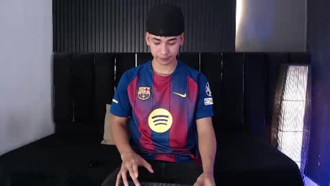 Dominic online show from July 18, 2026, 8:34 pm
