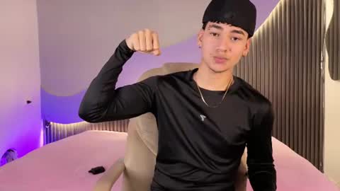 Dominic online show from July 24, 2026, 9:13 pm